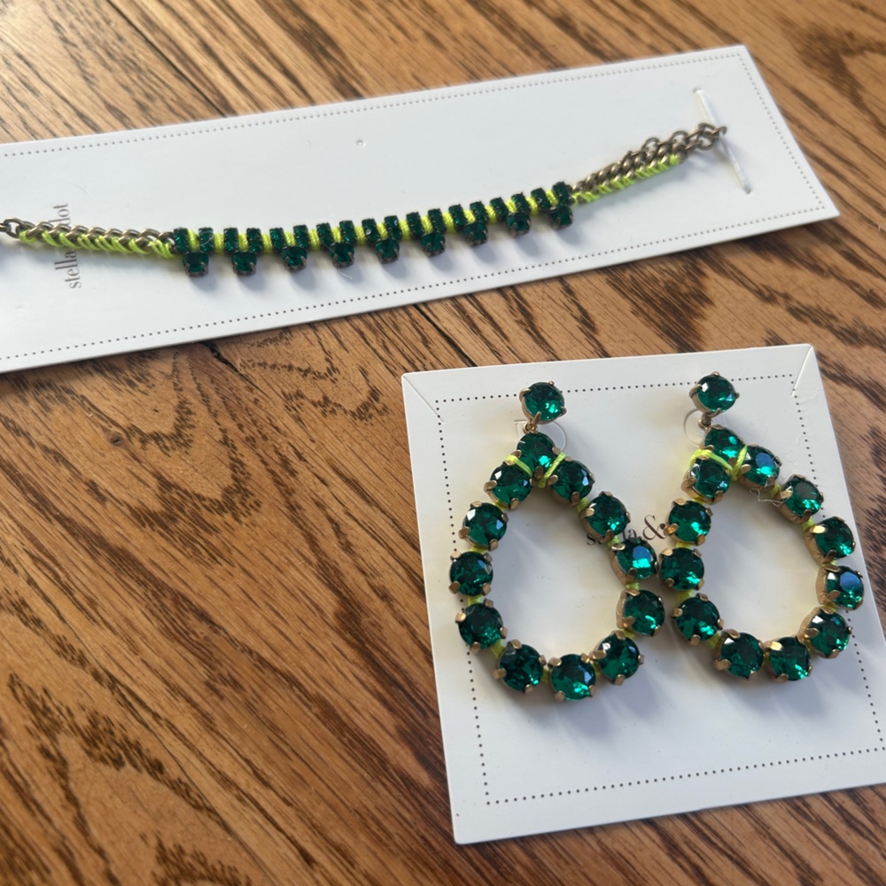 Stella & Dot Emerald Green Jewelry Set